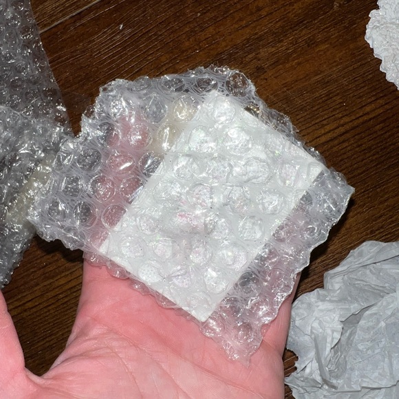 Vintage White Ornate Cherub Angel Pink Shimmer Gold String Set of Ornaments (4) - Picture 11 of 14